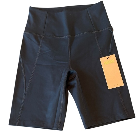 Girlfriend Collective High Waist Bike Shorts in Black Size Small, NWT - Picture 5 of 9